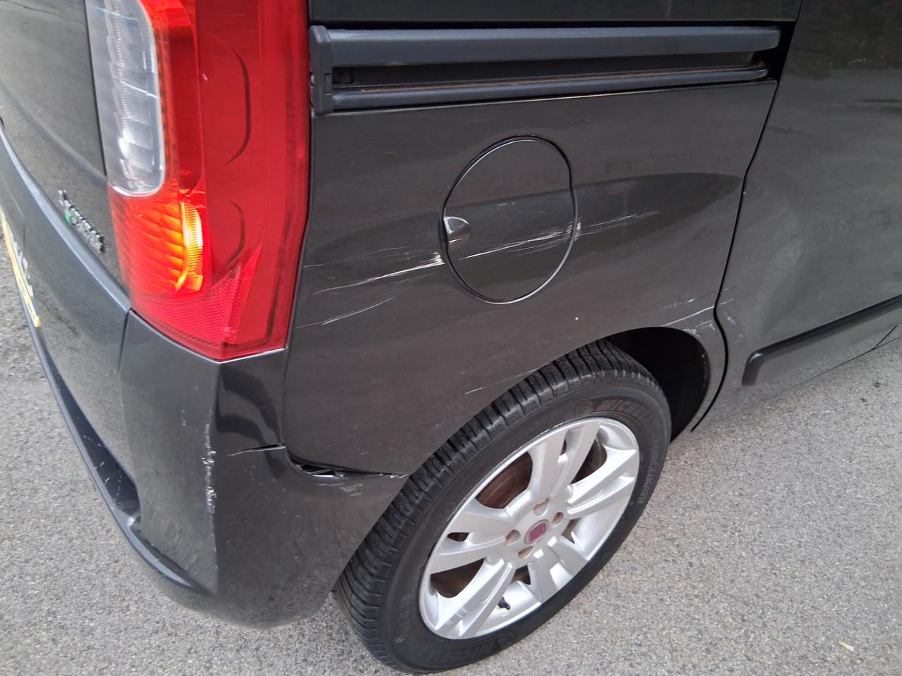 Fiat Qubo 1.4 8V 77 CV Active Natural Power