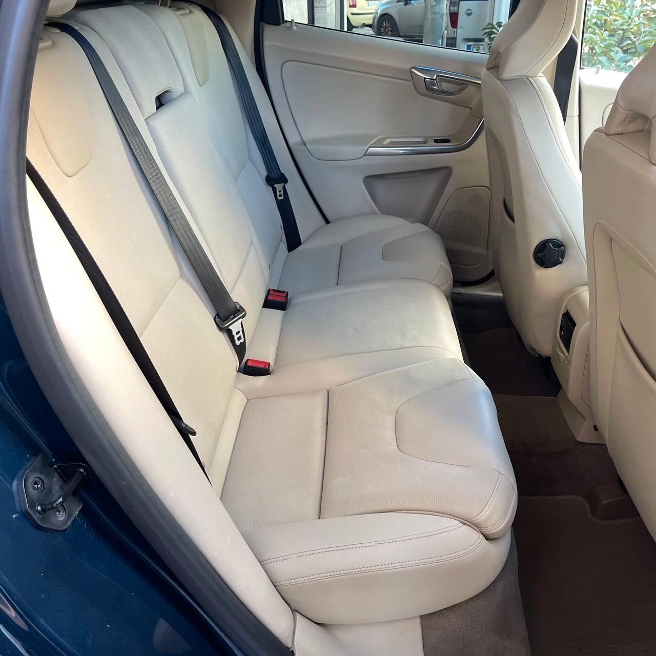 Volvo XC60 D3 Geartronic Ocean Race