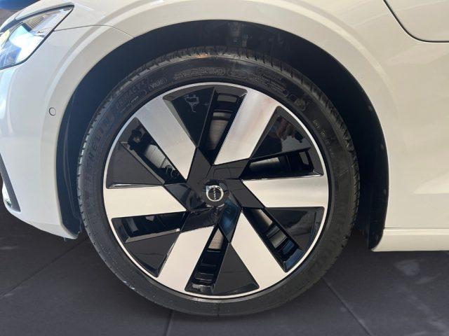 VOLVO V60 T6 Plug-in Hybrid AWD automatico Plus Dark
