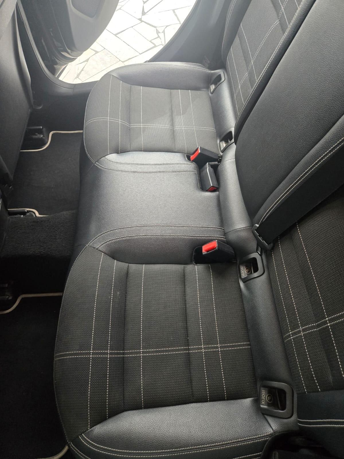 Mercedes-benz GLA 220 200 d Automatic 4Matic Sport