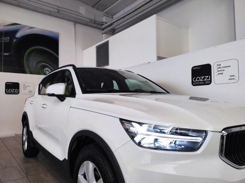 VOLVO XC40 (2017-->) - XC40 T2 Core