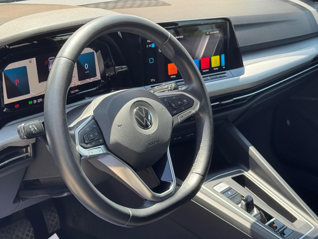 VOLKSWAGEN GOLF 8 2.0 TDI 115 CV DSG FULL NEO PATENTATI