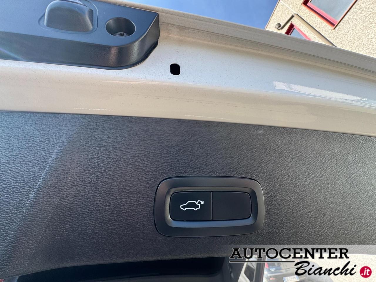 Volvo XC40 2.0 d3 R-design awd auto my21