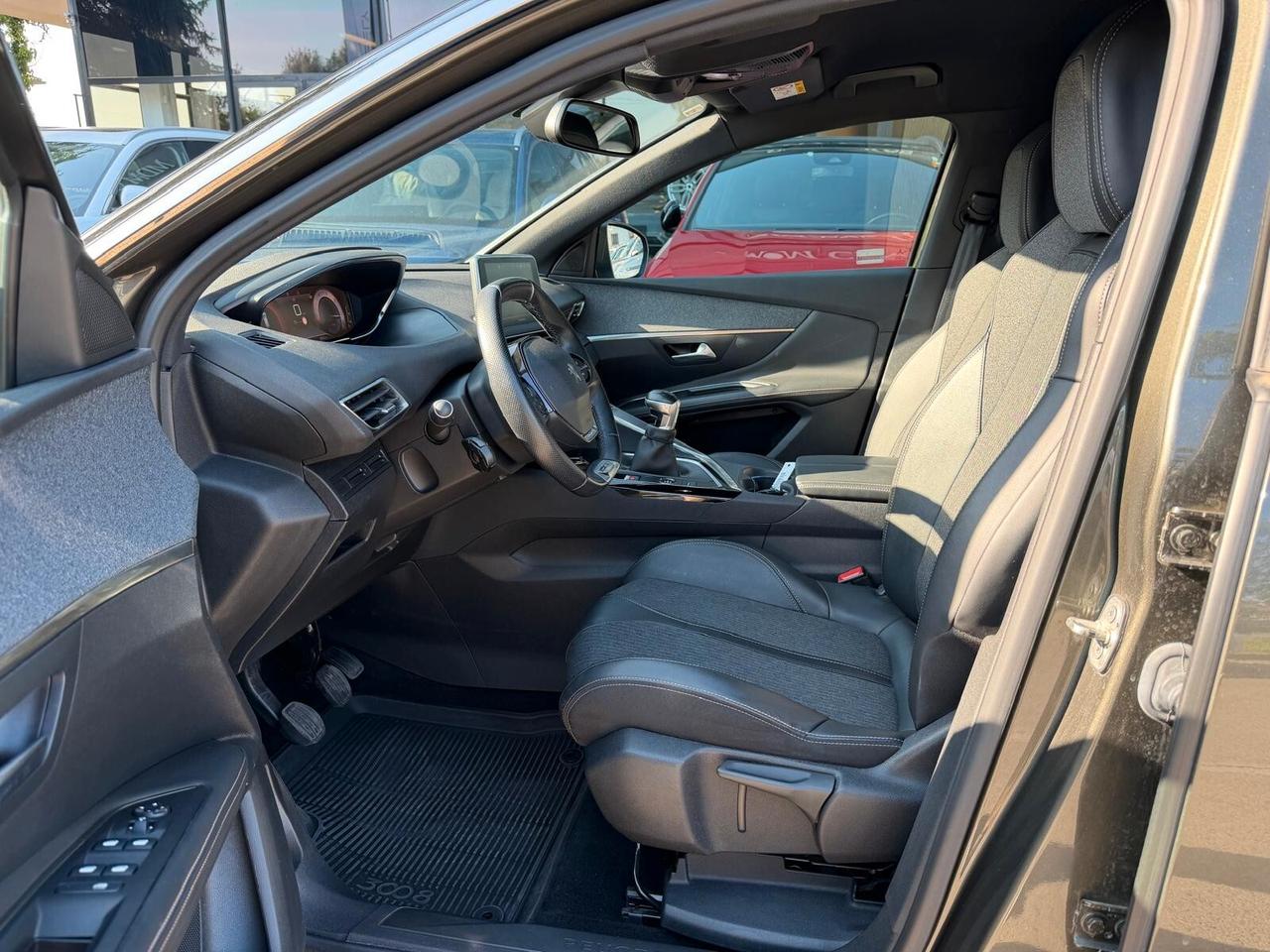 Peugeot 3008 1.5 bluehdi GT Line s *UNICO PROPRIETARIO*