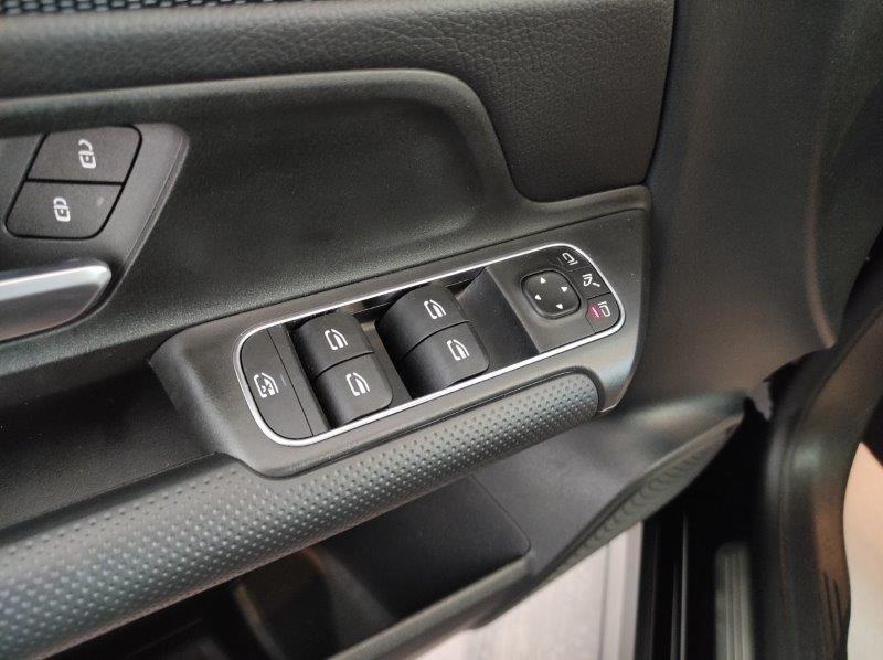 Mercedes-Benz GLB (X247) - GLB 200 d Automatic Business Extra
