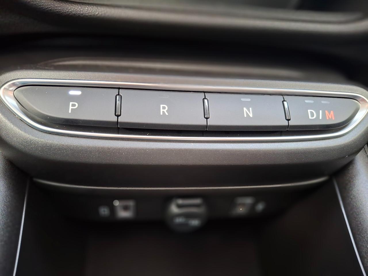 Fiat 600 Hybrid 110 CV DCT MHEV La Prima