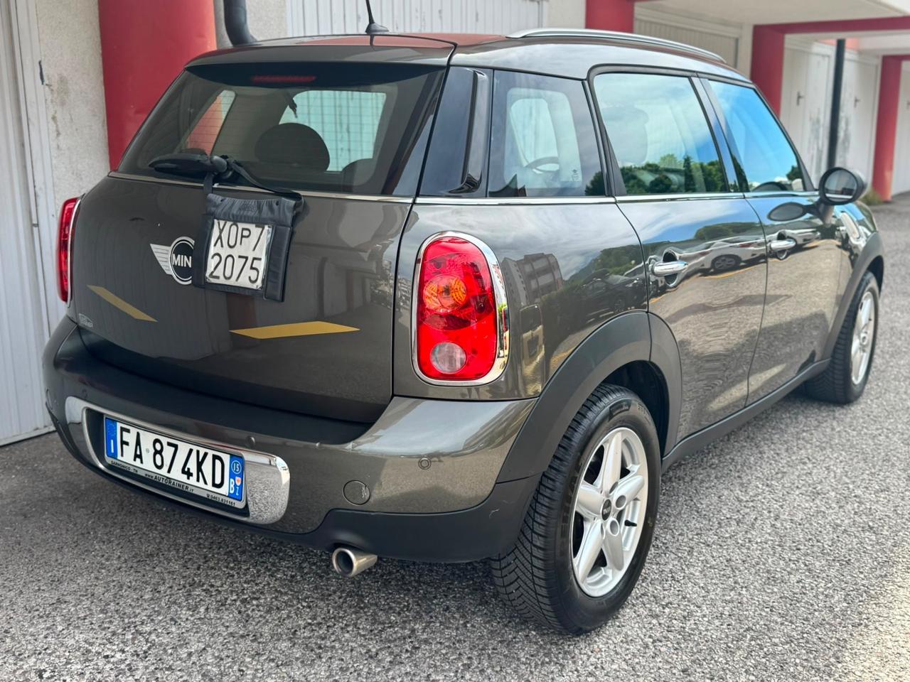 Mini Cooper D Countryman 1.6 NEOPATENTATI