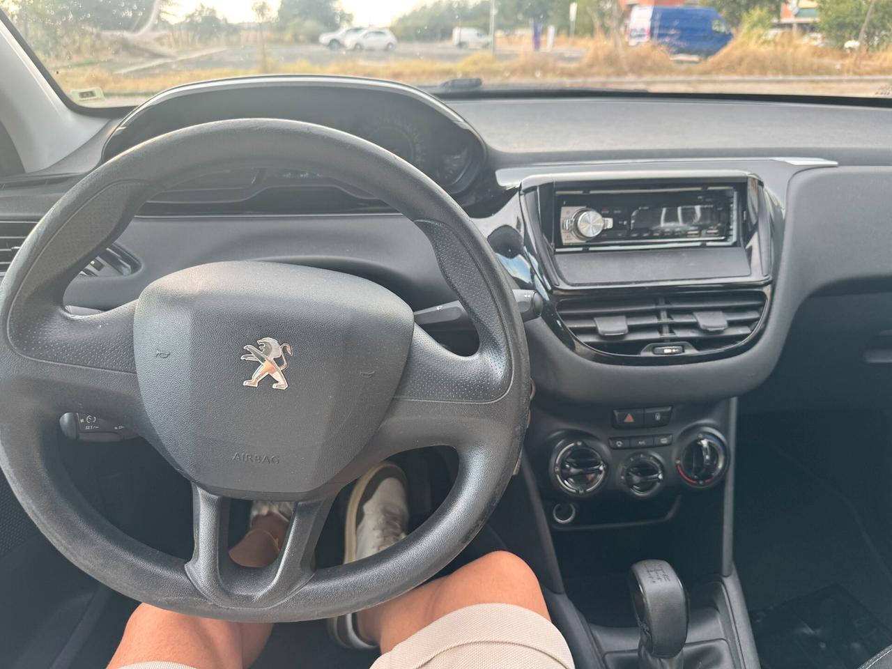 Peugeot 208 1.0 VTi 68 CV 5 porte Access