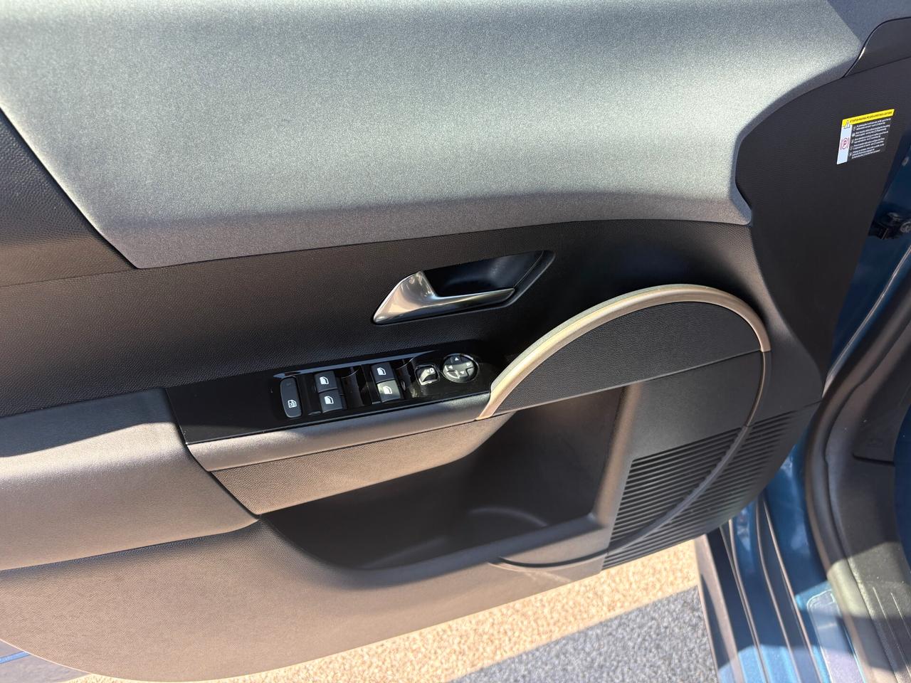 NUOVA Lancia Ypsilon Hybrid e-DCT LX AUTOMATIC KM CERTIFICATI