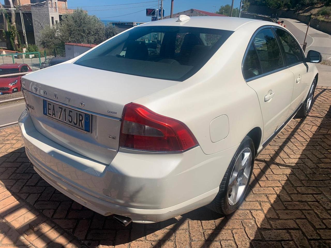 Volvo S80 2.4 D5 205 CV Geartronic Momentum