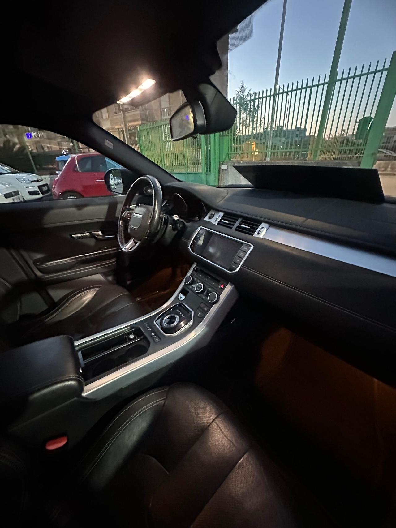 Land Rover Range Evoque 2.2 TD4 5p. Prestige