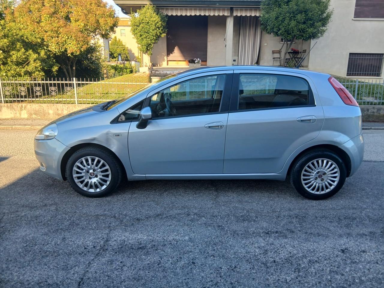 Fiat Grande Punto 1.3 MJT 75 CV 3 porte Active