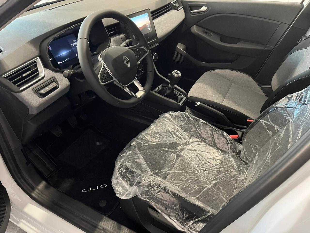 RENAULT CLIO EVOLUTION TCE 90 CV 5 PORTE KM 0