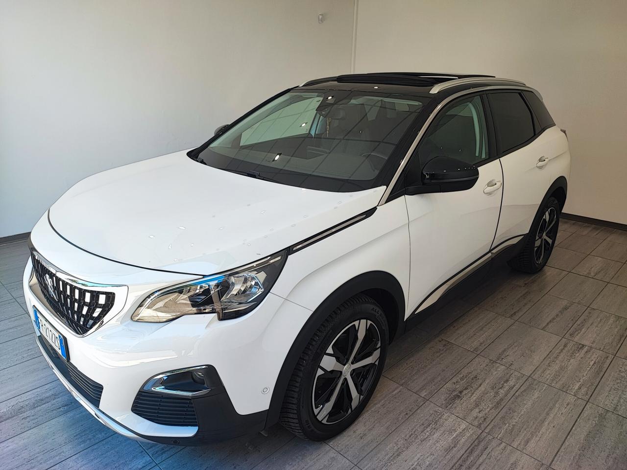 Peugeot 3008 BlueHDi 130 S&S EAT8 Allure