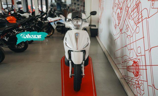 PIAGGIO Beverly 300 i.e. BEVERLY 300