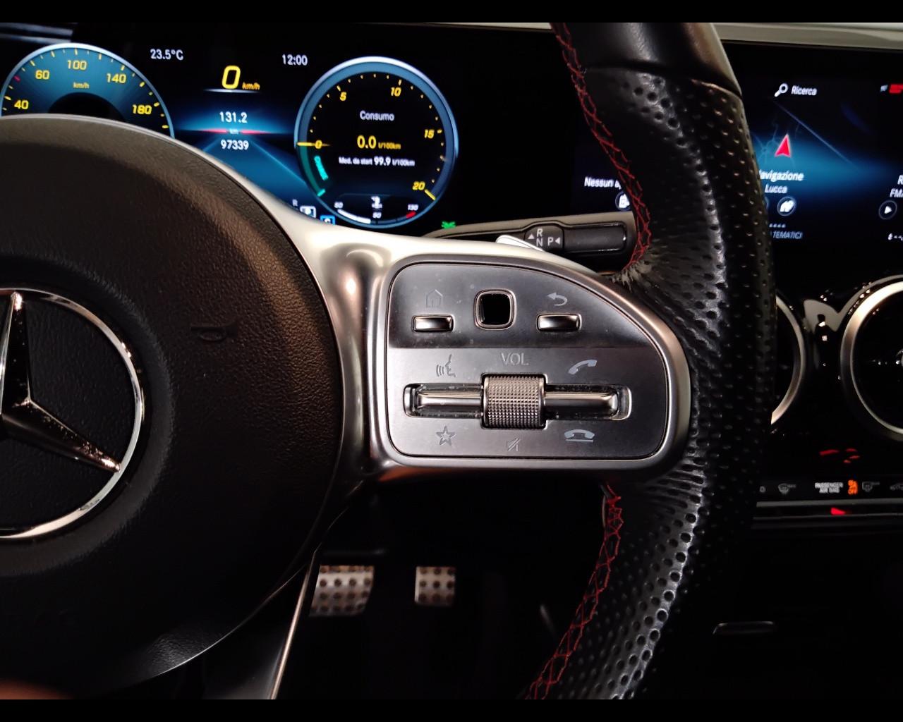 Mercedes-Benz GLB - X247 2019 - GLB 200 d Premium auto