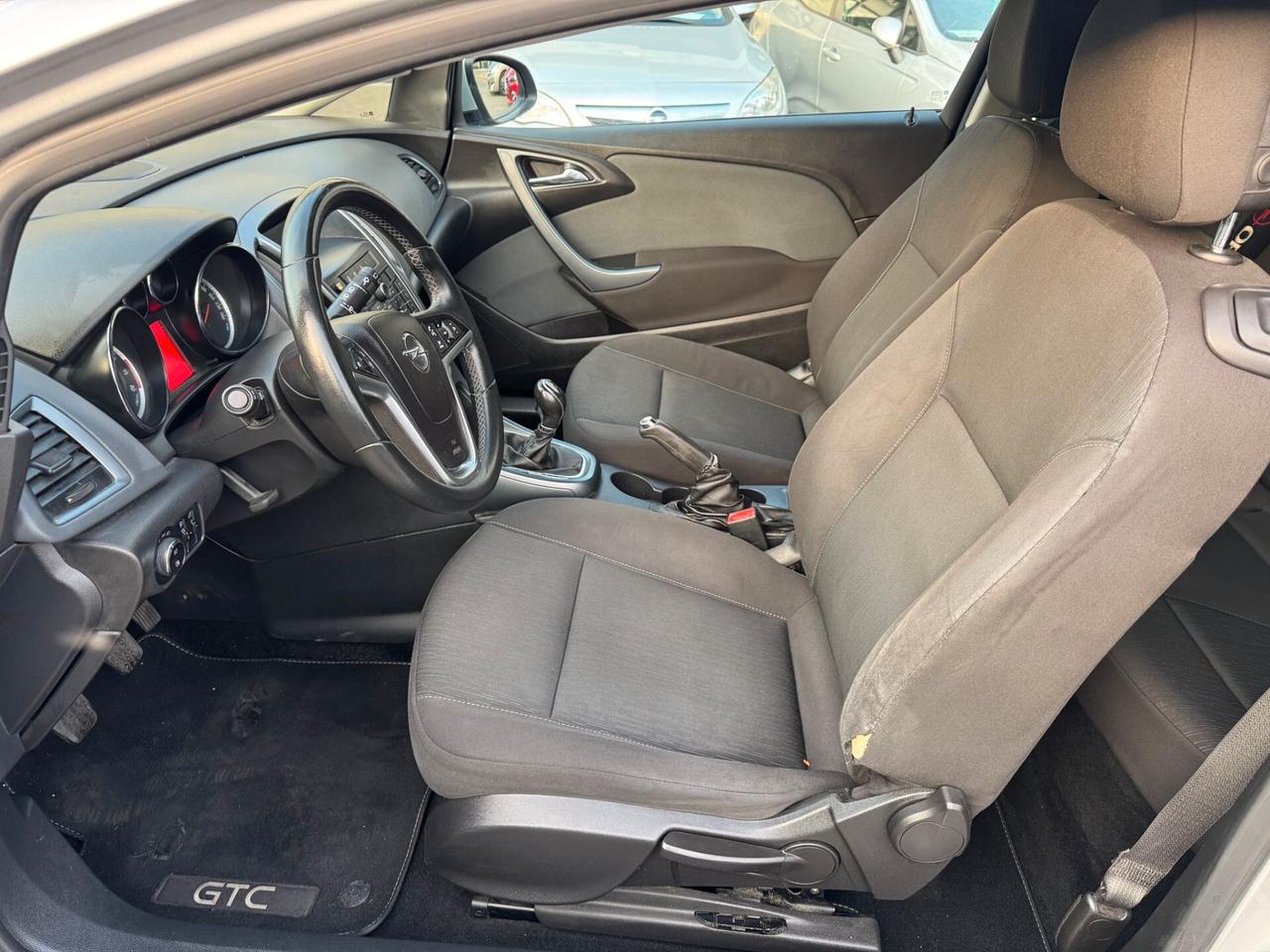 Opel Astra GTC 1.4 Turbo 140CV S&S 3 porte Cosmo