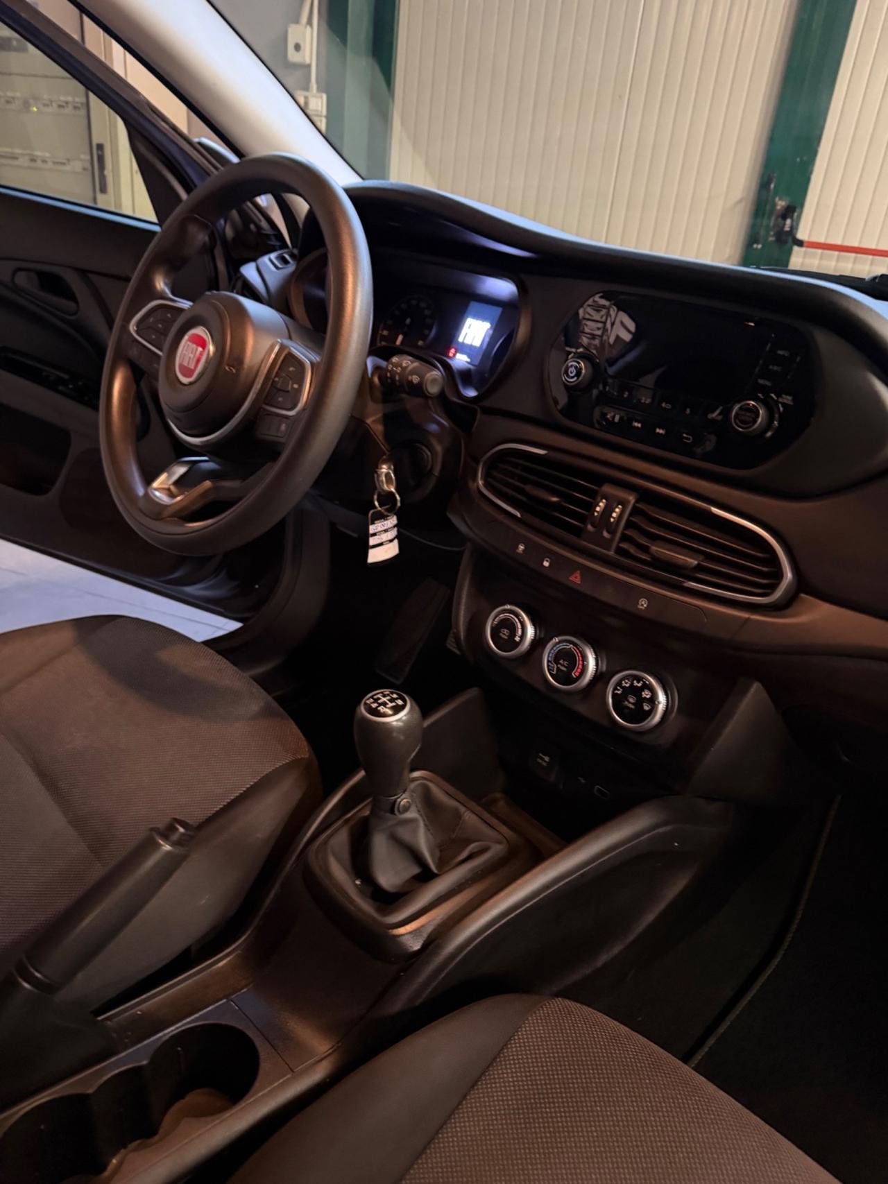 Fiat TIPO 1.3 MJT S&S 5P LOUNGE KMCERT GARANZ