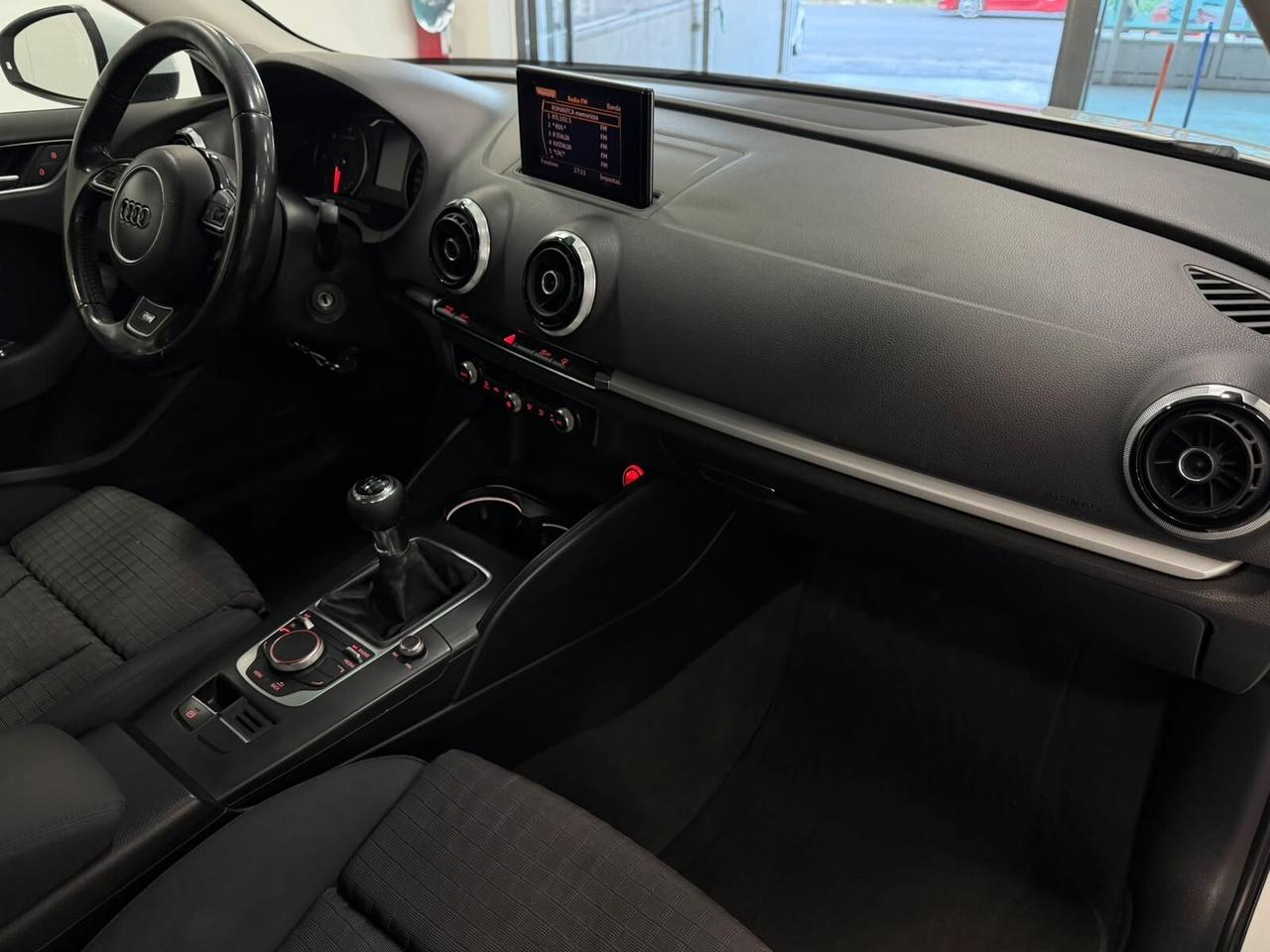 Audi A3 SPB 1.6 TDI Ambiente