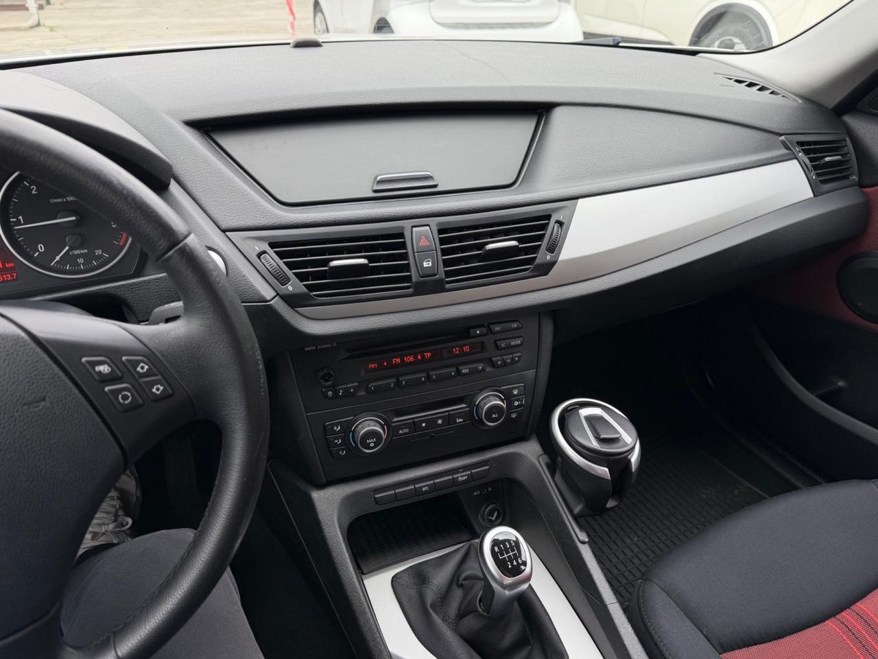 Bmw X1 sDrive18d Attiva 143CV