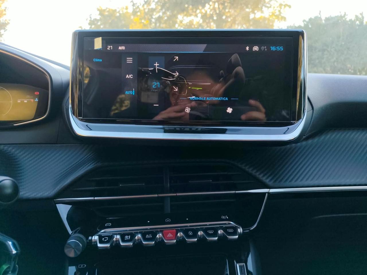 Peugeot 208 Hybrid 110 e-DCS6 Allure