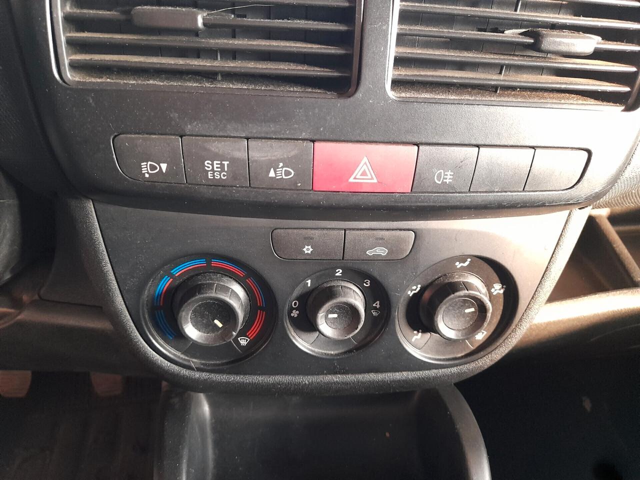 Opel Combo 1.3 CDTi 90CV PL-TN Club N1