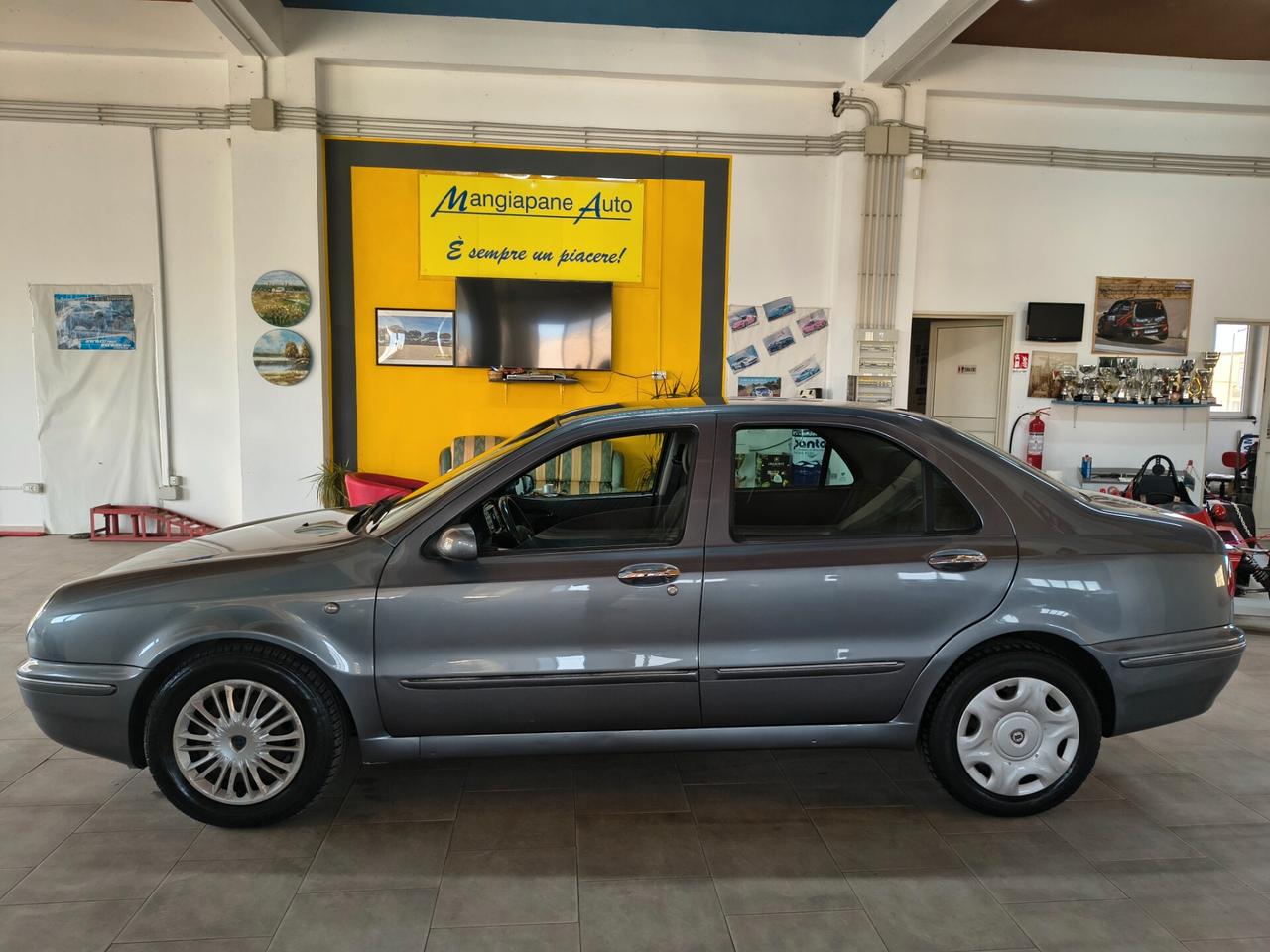 Lancia Lybra 1.9 JTD cat Intensa