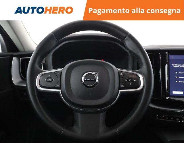 VOLVO XC60 B4 (d) AWD Geartronic Momentum Pro