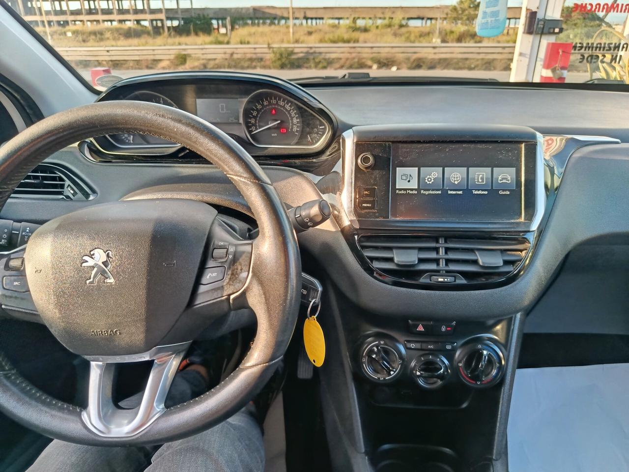 Peugeot 208 BlueHDi 75cv 5 porte Allure