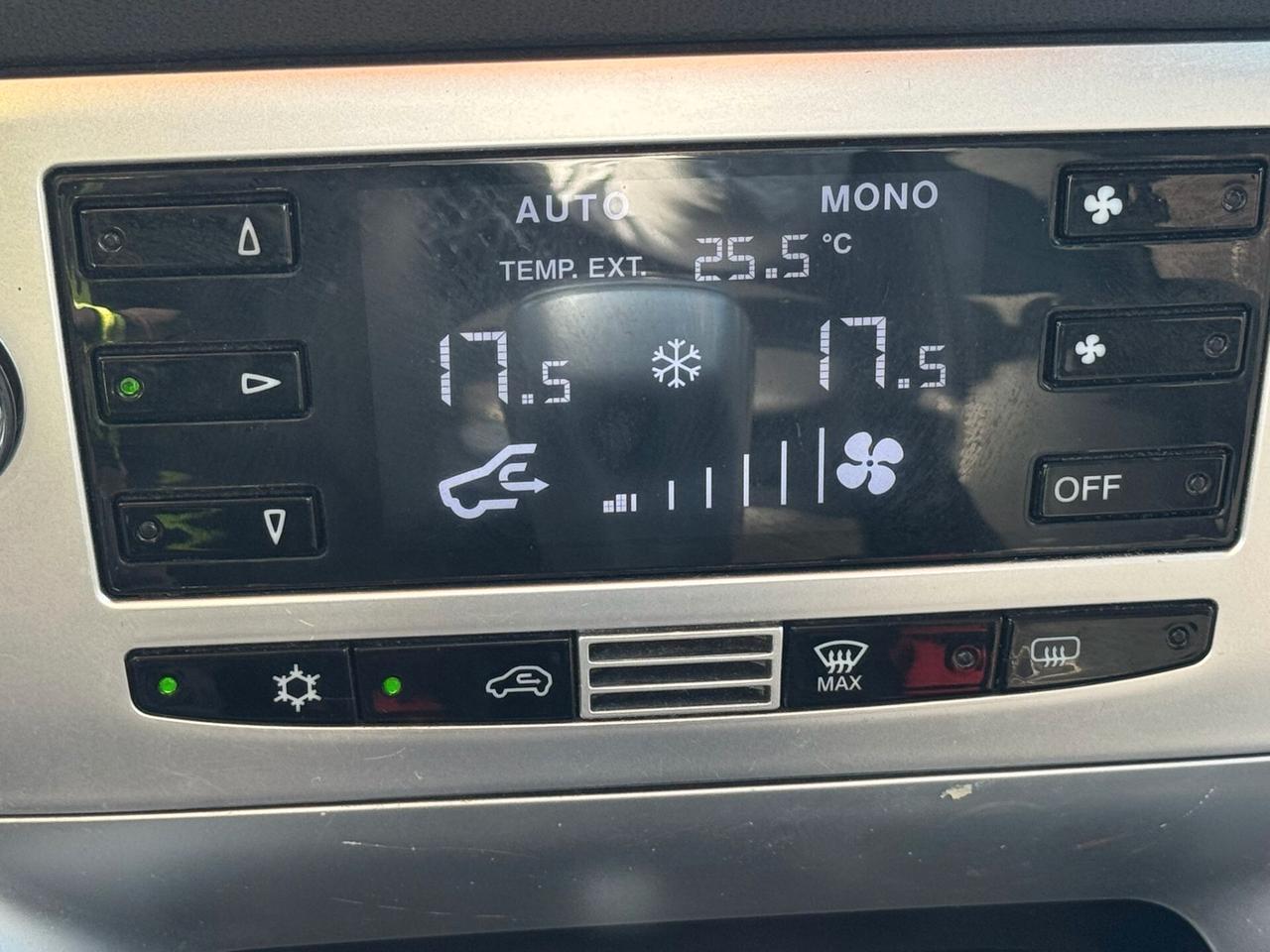 Lancia Delta 1.6 MJT DPF Gold