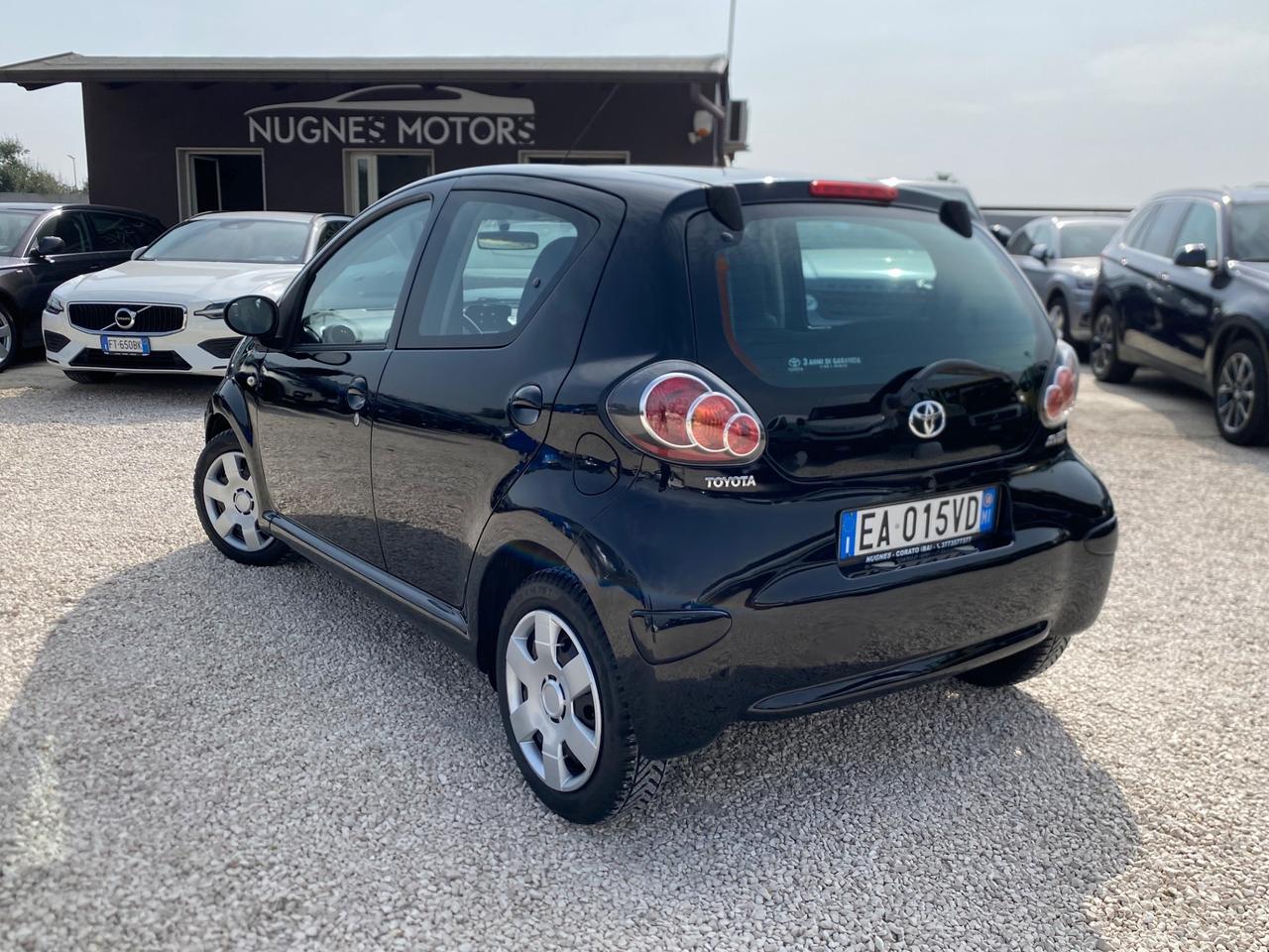 Toyota Aygo 1.0 12V VVT-i 5 porte Sol UNICO PROPIETARIO NEOPATENTATI GARANZIA 12 MESI