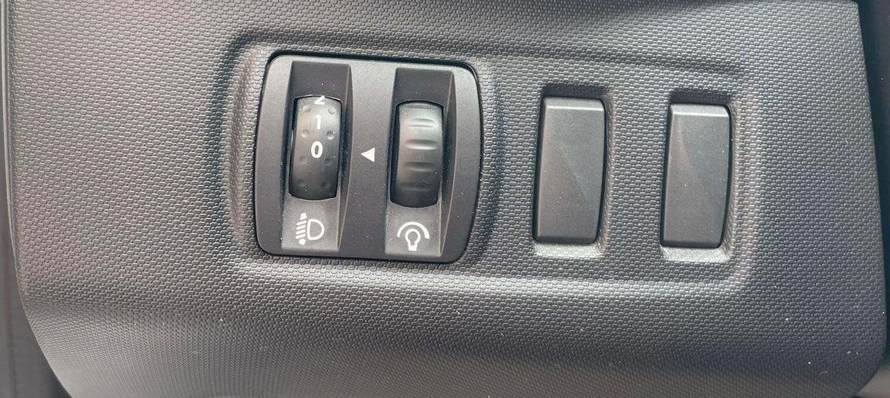 Renault Clio 1.2 NEO UNICO PROPRIETARIO 2014