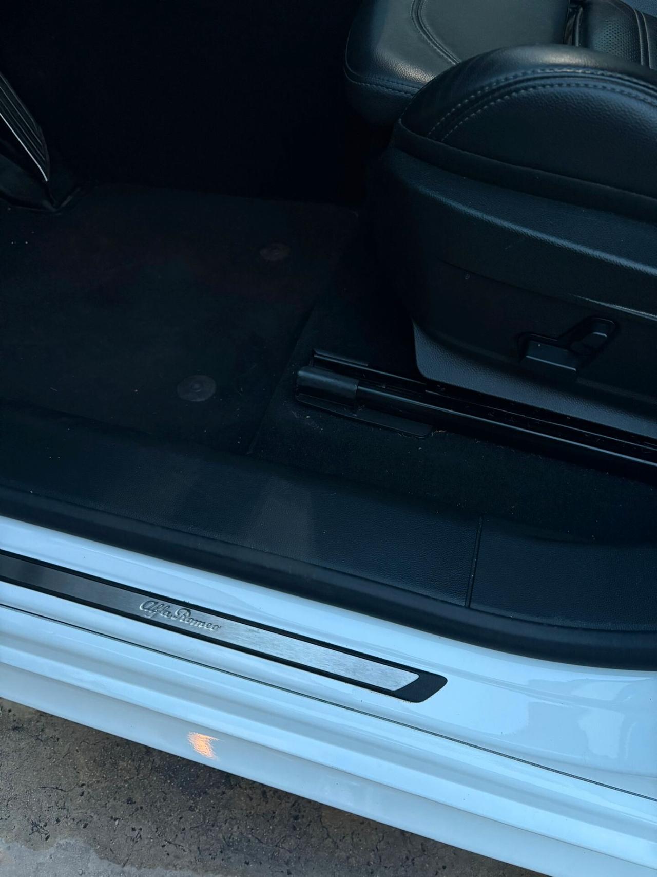 Alfa Romeo Stelvio 2.2 Turbodiesel 190 CV AT8 Q4