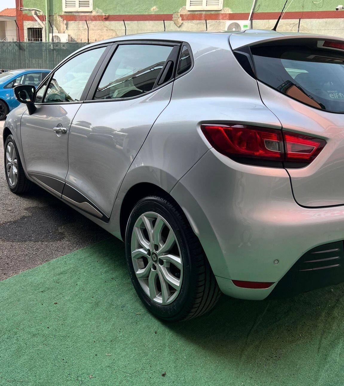 Renault Clio TCe 12V 90 CV GPL 5 porte Business