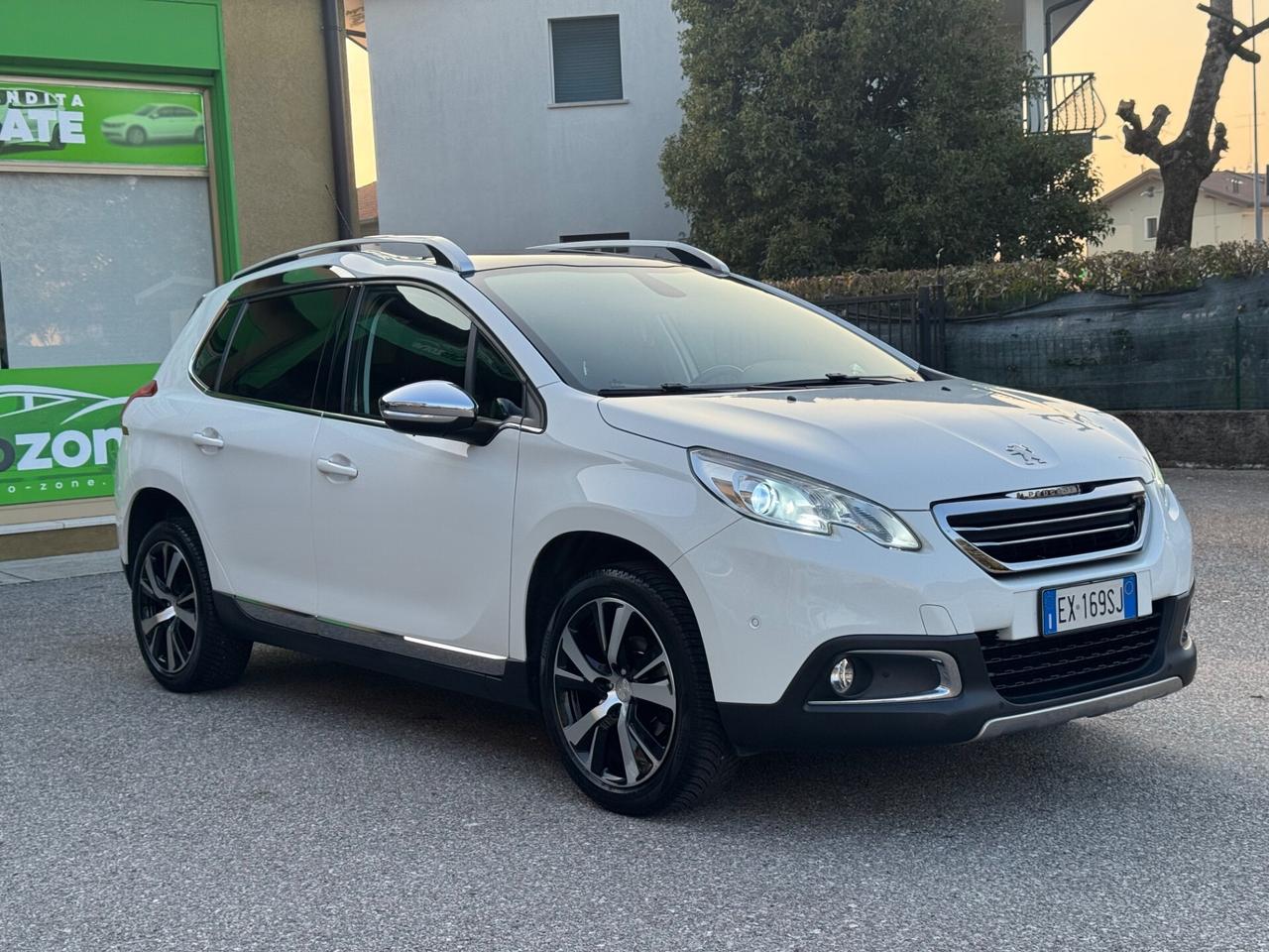 Peugeot 2008 1.6 e-HDi 92 CV Stop&Start Urban Cross