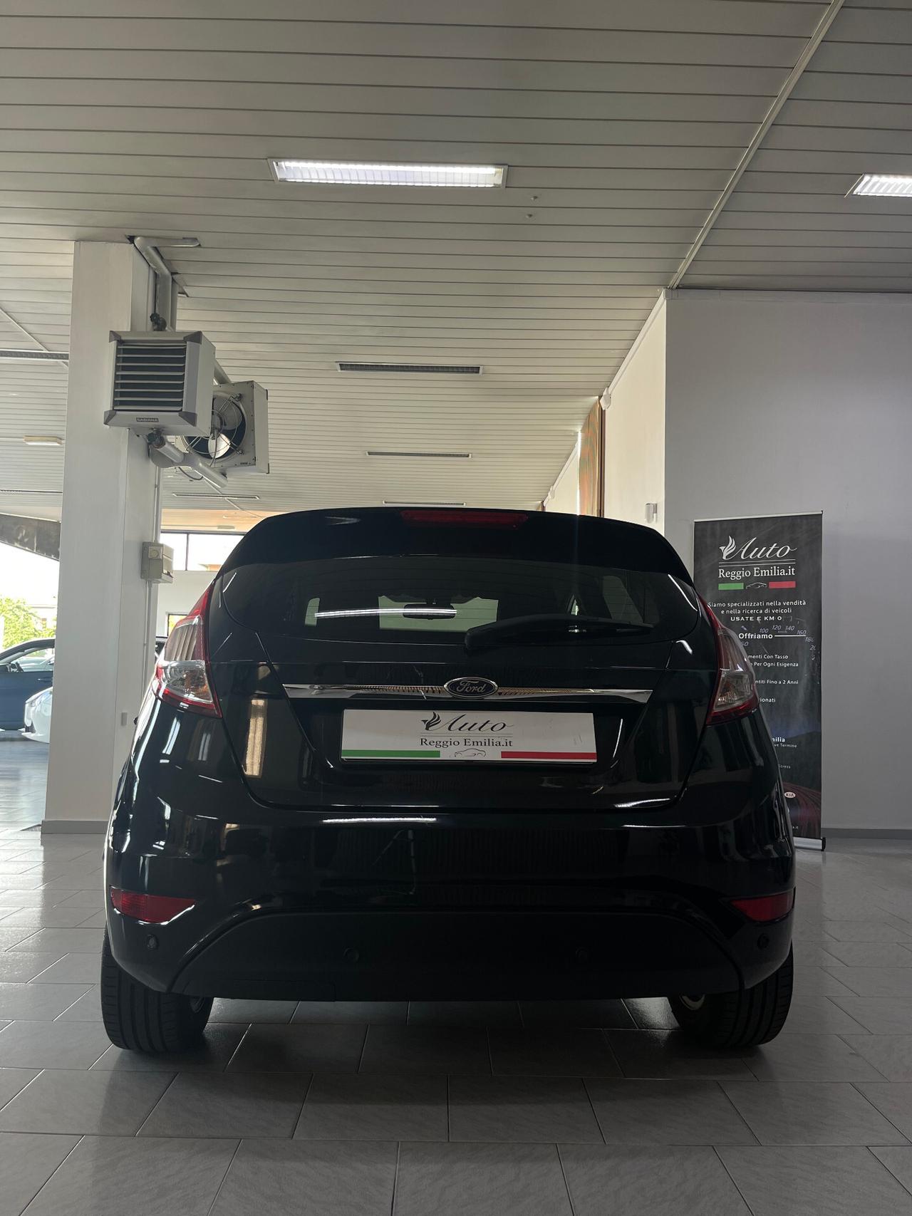 Ford Fiesta 1.5 TDCi 75CV 5 porte Black & White Edition