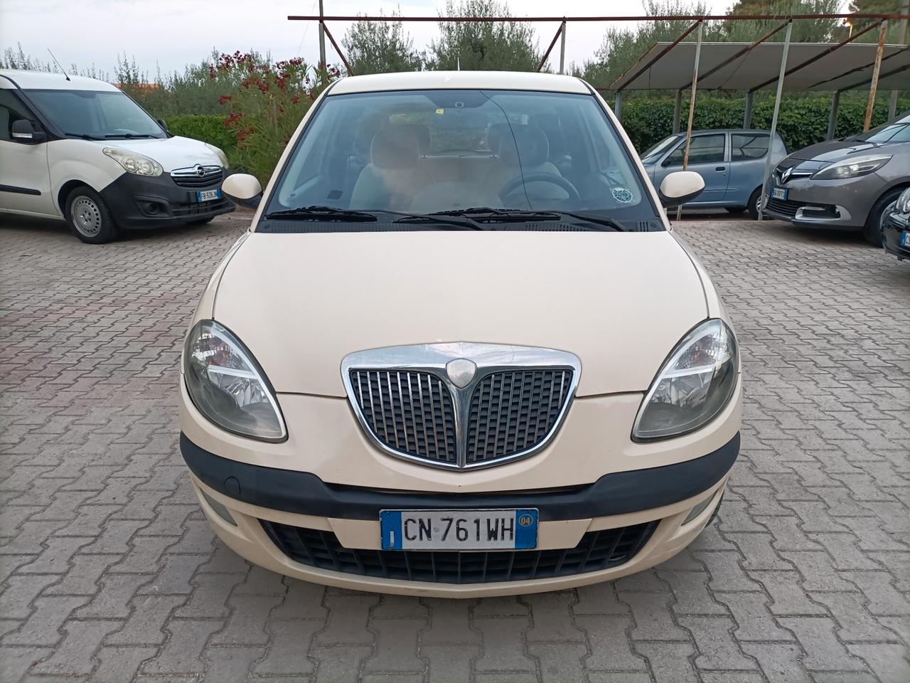Lancia Ypsilon 1.3 Multijet *ok neopatentati*