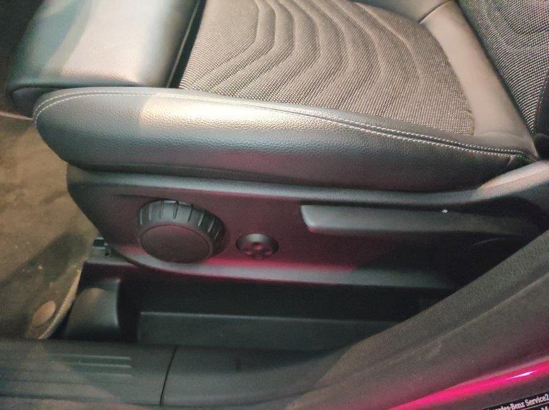 Mercedes-Benz Classe B (W247) - B 180 Automatic Business Extra