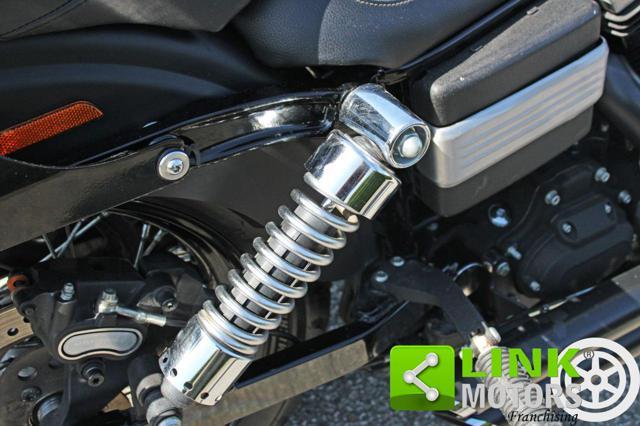 HARLEY-DAVIDSON 1584 Dyna Street Bob FXDB