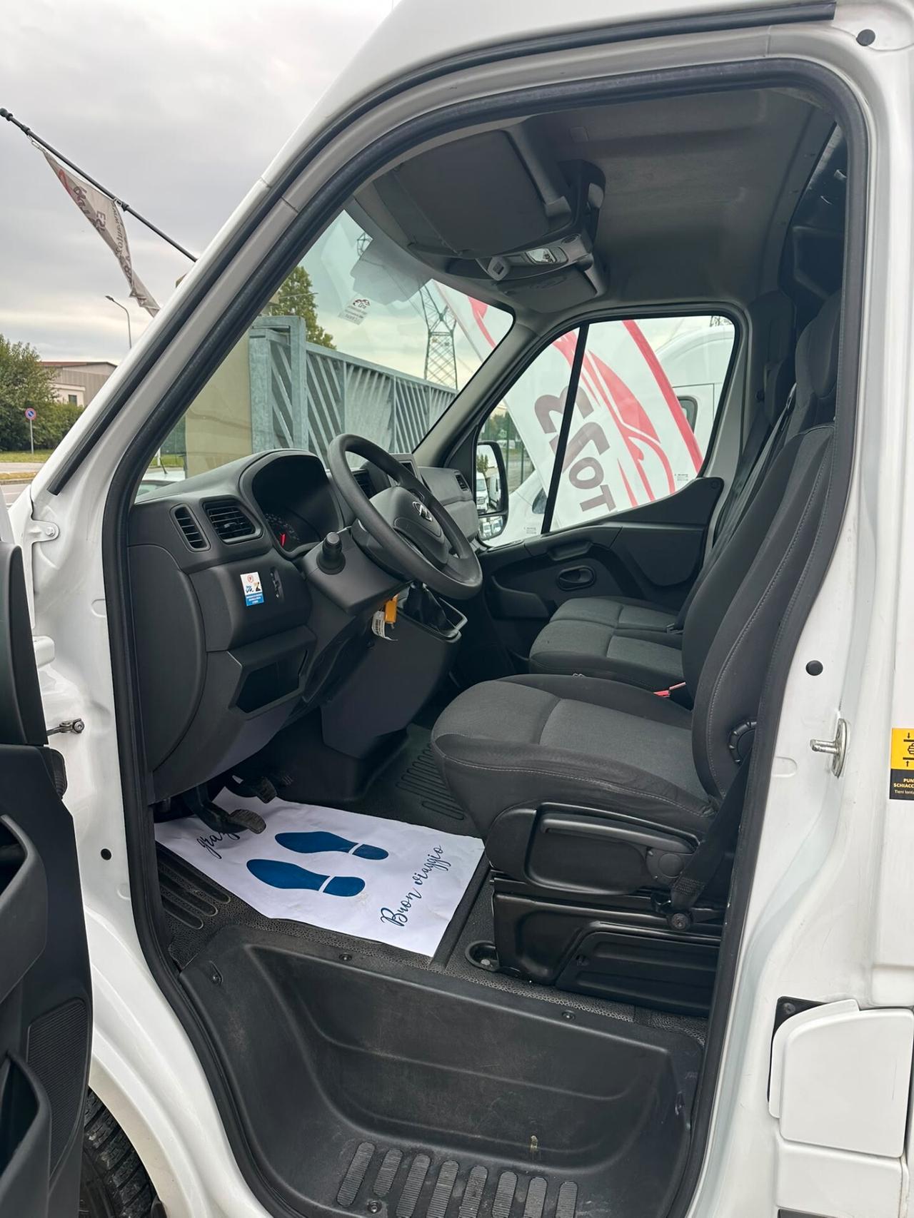 Nissan Interstar 35 2.3 dCi 135CV PL-TN N-Connecta Furgone