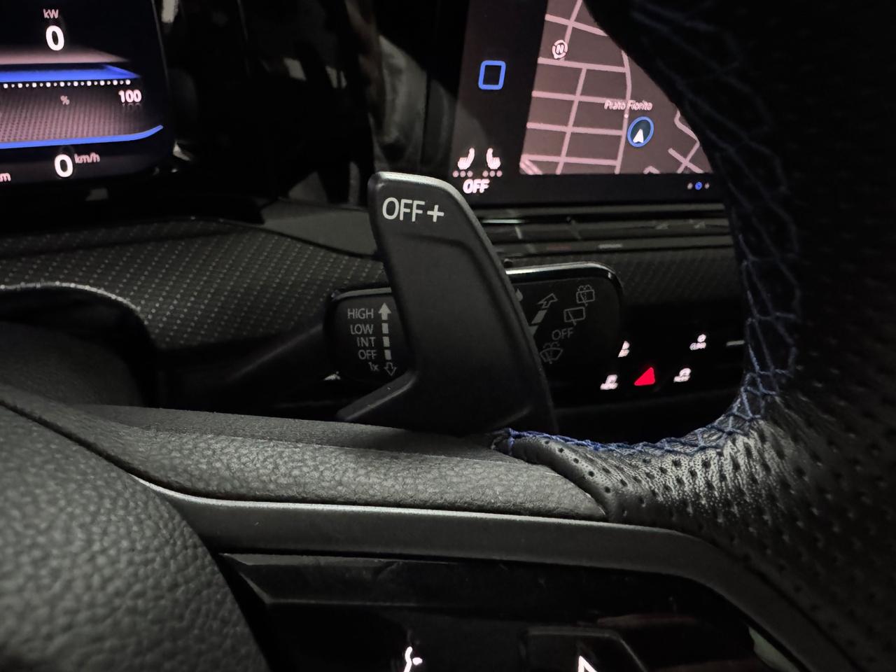 Volkswagen Golf 2.0 TSI DSG 4Motion R