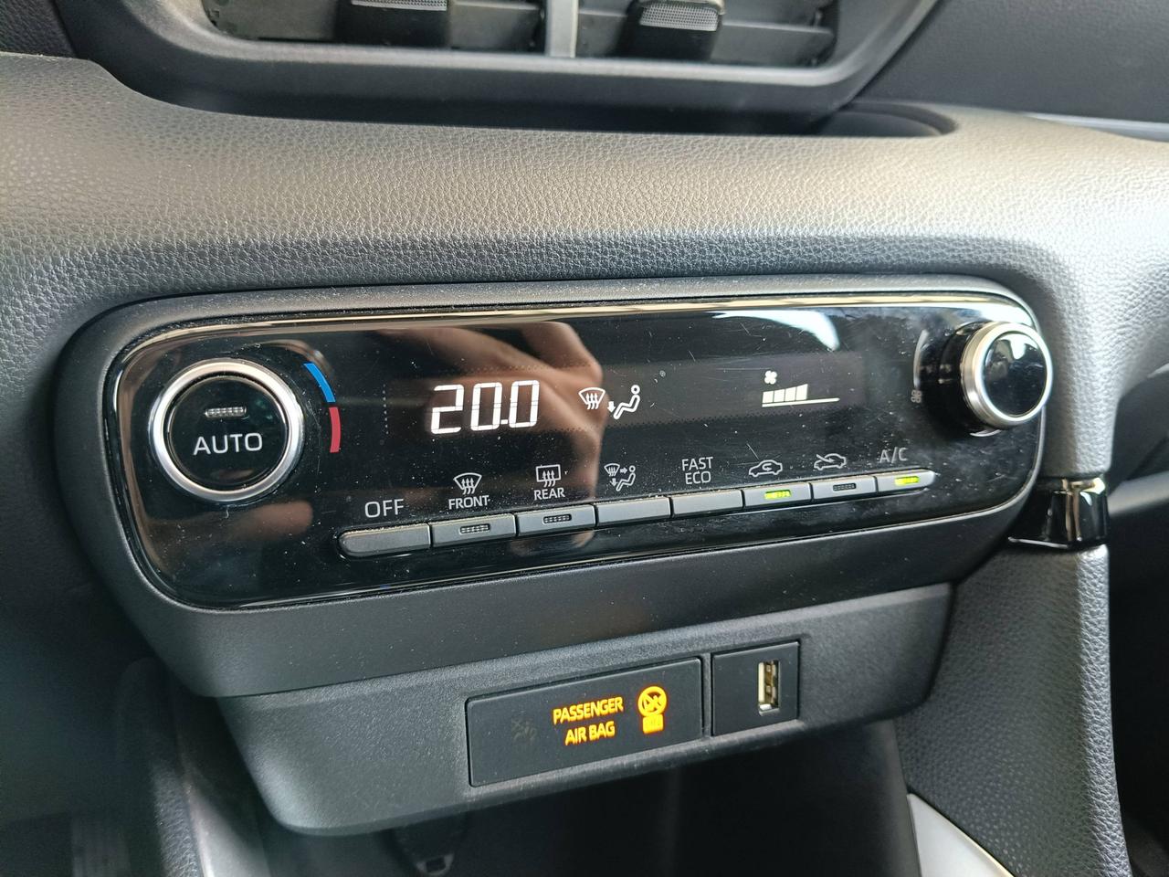 TOYOTA Yaris - MY'22