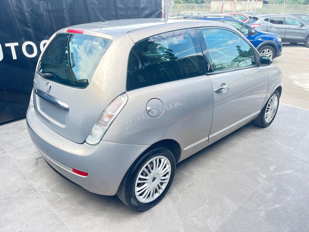 Lancia Ypsilon 1.2 benzina “perfetta”