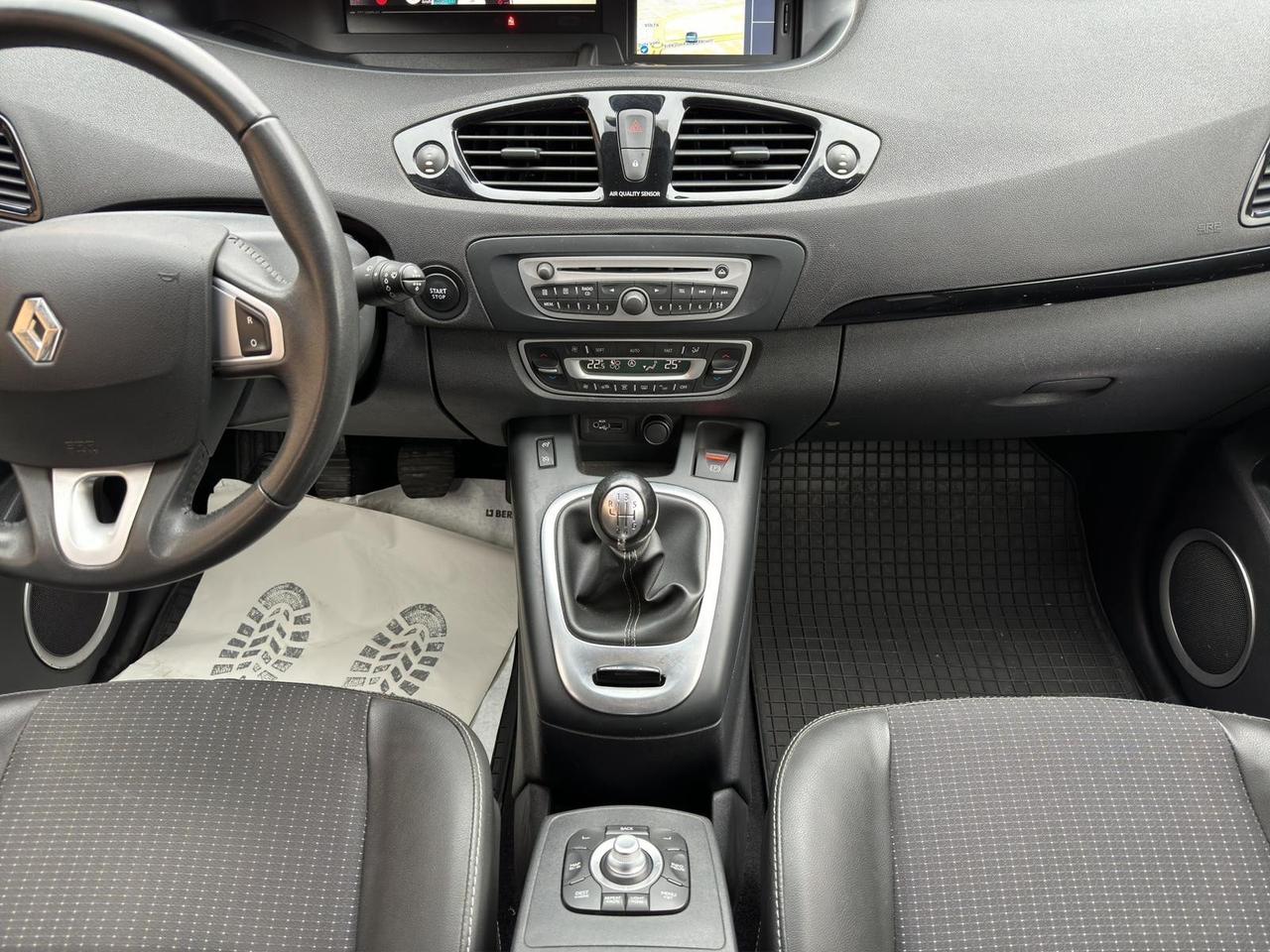 Renault Scenic Scénic X-Mod 1.5 dCi 110CV Luxe