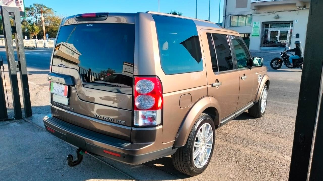 Land Rover Discovery 4 3.0 TDV6 HSE
