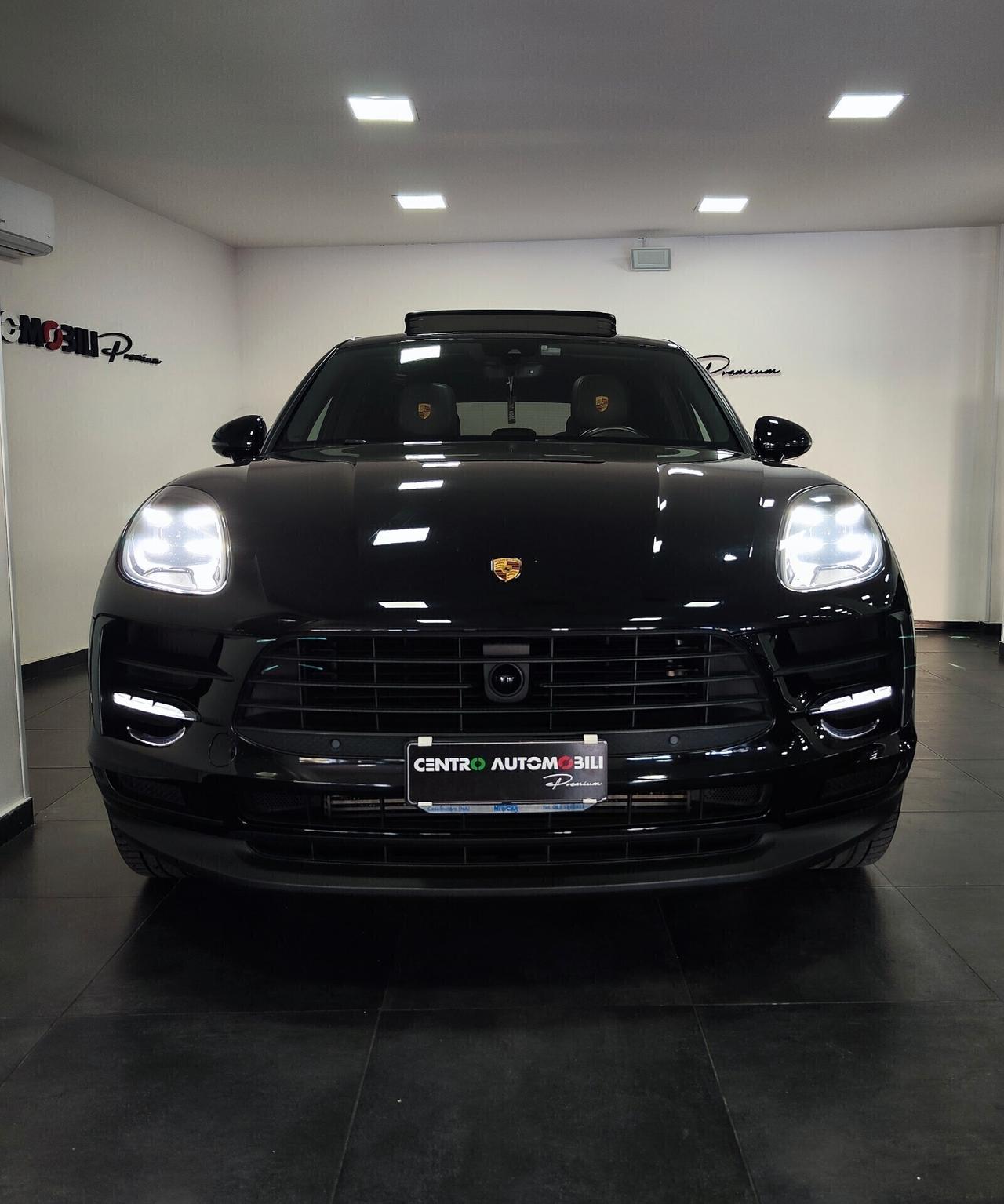 Porsche Macan 2.0 245cv Tetto Led