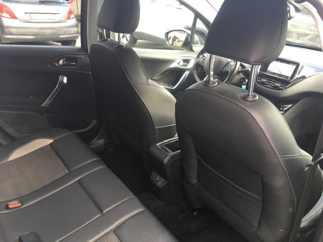 PEUGEOT 2008 1.2 130cv Allure