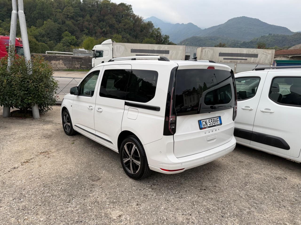 VOLKSWAGEN Caddy M1 1.5 tsi 114cv Style