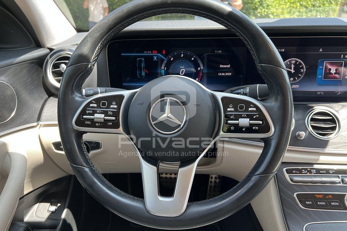 MERCEDES E 220 d 4Matic Auto Premium Plus