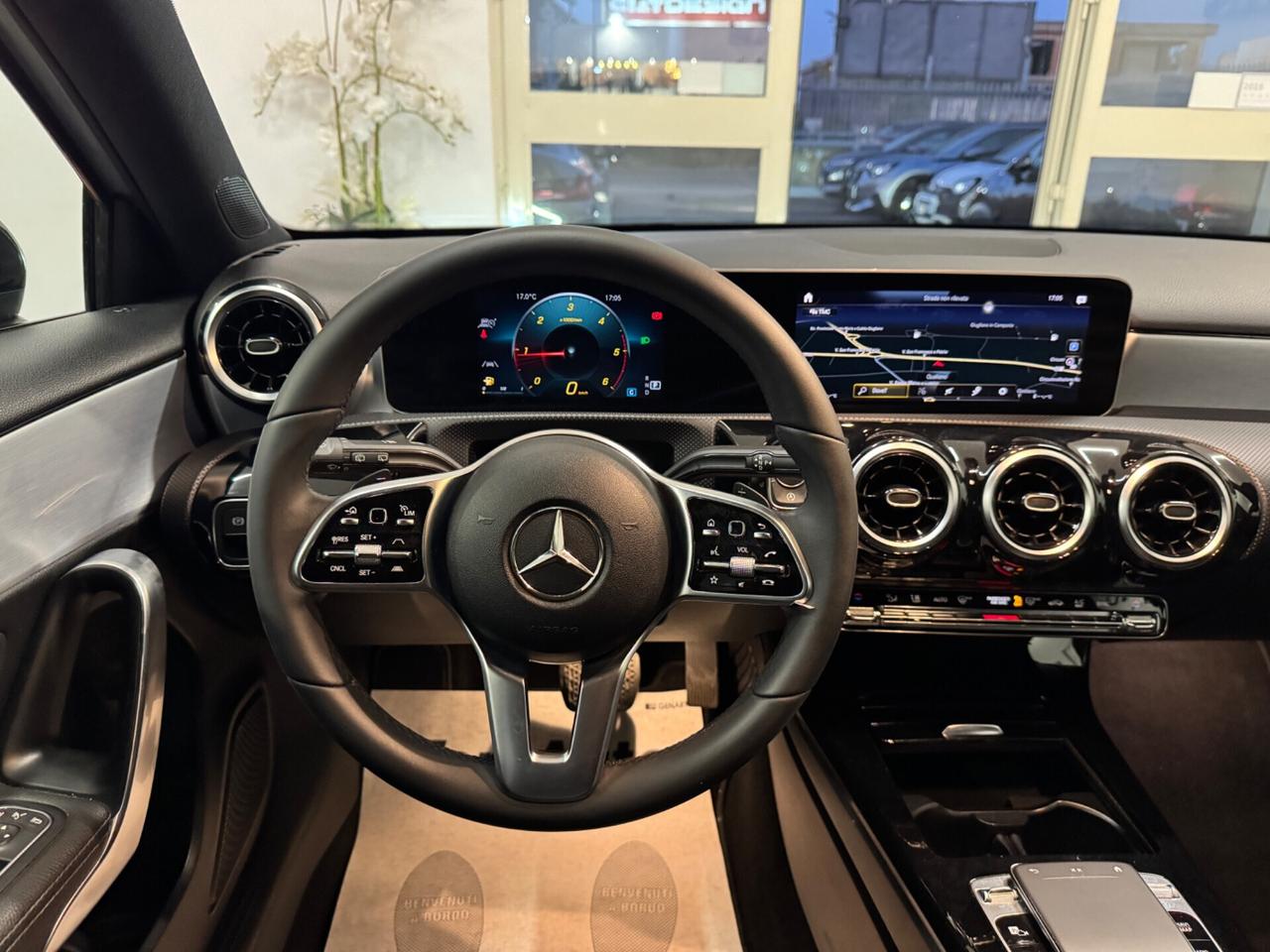 MERCEDES-BENZ A 180 d AUTO SPORT NIGHT EDITION - MY19